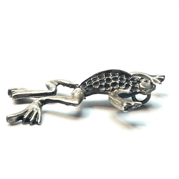 Sterling Silver Frog Necklace— Bold 3D Textured Design — Vintage 1970s  — EUC - Picture 7 of 9